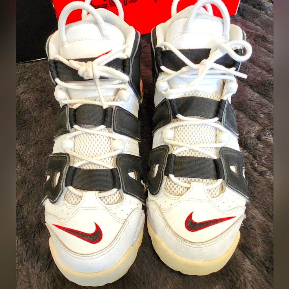 Nike Uptempo
